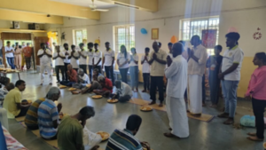 SHARING MEALS, SPREADING CARE